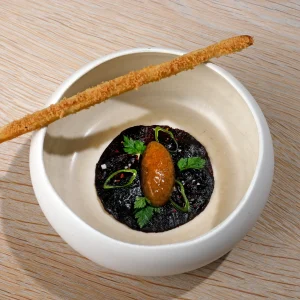 Coração de Atum Dashi de Chouriço e Grissini de Muxama - Restaurante Epur - Casa do Marquês